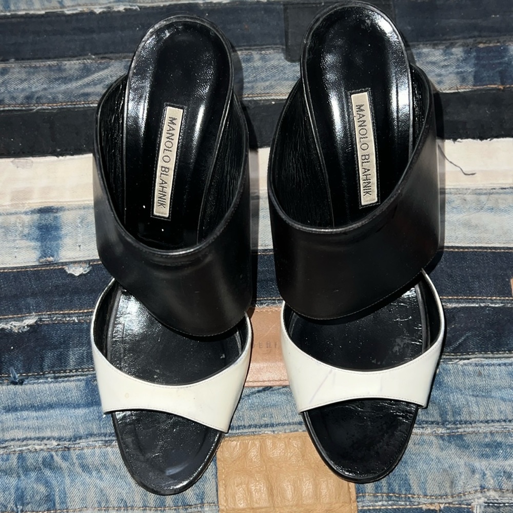 Manolo Blahnik Mules♥️